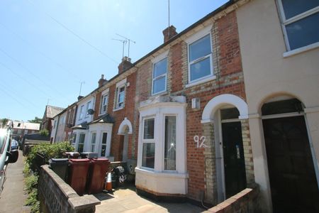 Room in a Shared House, Blenheim Road, RG1 - Photo 3