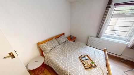 5 bedroom ground floor flat to rent - Photo 3