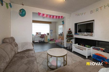 Recent gerenoveerde en rustig gelegen halfopen woning met tuin en garage - VRIJ VANAF 01/03/2026 - Photo 3