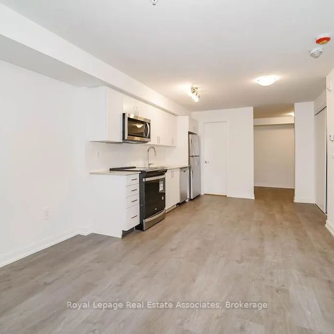 1650 Victoria Park Avenue #103 - Photo 1