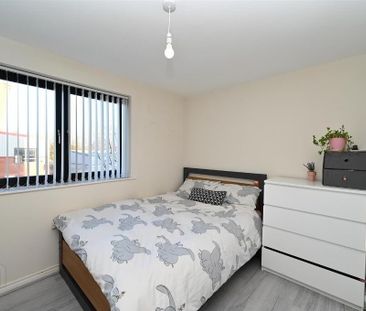 13 Titanic Walk, Ballymacarrett Road, Belfast, BT4 1BT - Photo 3