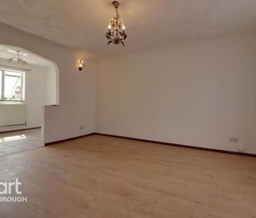 3 bedroom end of terrace house to rent - Photo 6