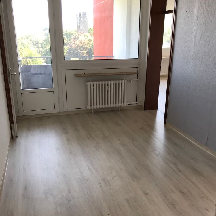 ZUHAUSE – Große 2 Zimmer Wohnung mit Aufzug + Balkon - Photo 1