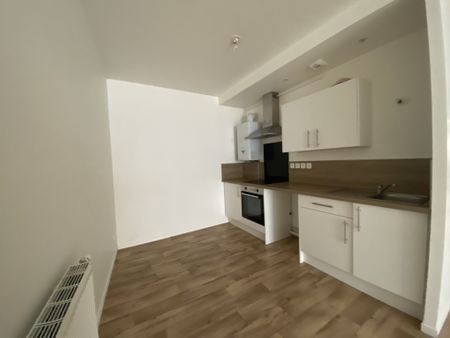 APPARTEMENT T2 QUARTIER HENRIVILLE - Photo 2