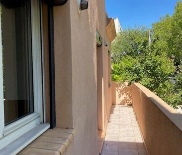 Location Appartement 3 pièces 58m² MARIGNANE 13700 - Photo 5