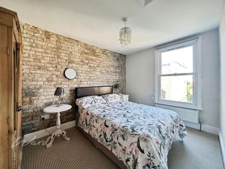 3 bedroom apartment to rent - Photo 4