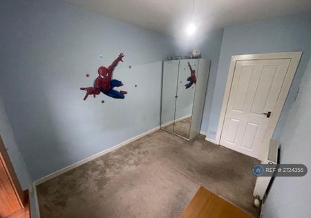 3 bedroom flat to rent - Photo 5