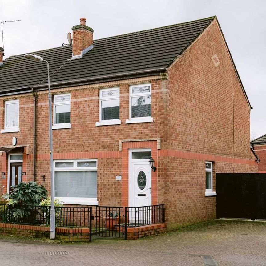 17 Apsley Street, Belfast, BT7 1BL - Photo 1