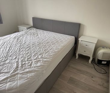 2 Bed Flat, Bracken Close, E6 - Photo 2