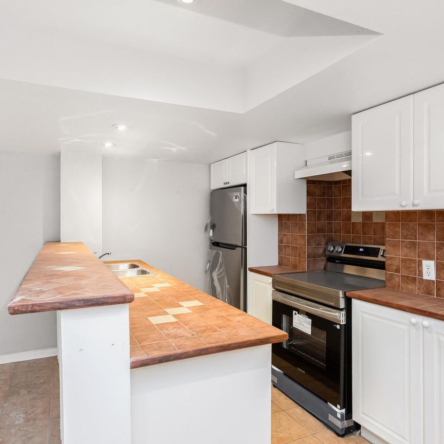 For Lease - 3174 Workman Drive Unit# Lower, Mississauga, Ontario - Photo 1