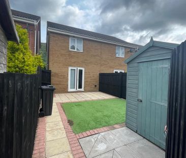 2 bedroom terraced house to rent - Photo 2
