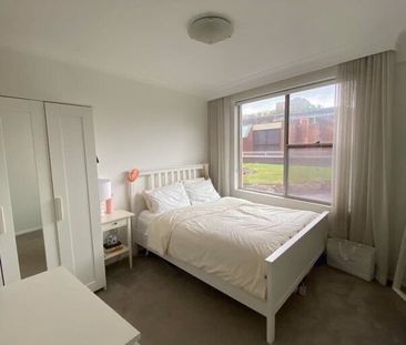 Bellevue Hill - Photo 1