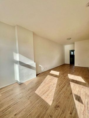 Te huur: Appartement Strevelsweg in Rotterdam - Foto 1