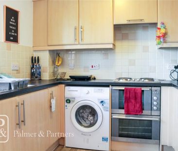 2 bedroom apartment to rent - Photo 5