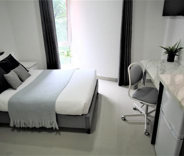 Flat 54, Samara Plaza, LS2 9DU, Leeds - Photo 2