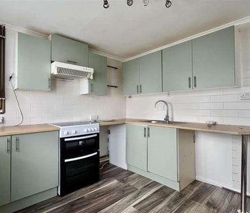 Surf View Newquay, TR7 - Photo 5