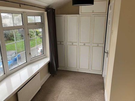 South End Road, Hornchurch, RM12 - Photo 5