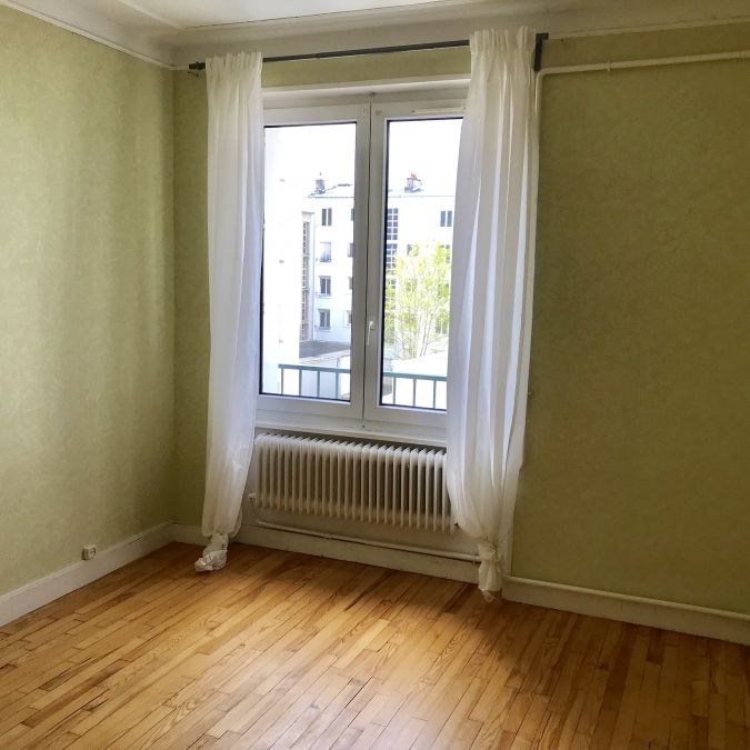 A louer appartement T2 42 M2 quartier Centre Siam/St Louis - Photo 1