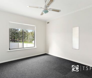 35 Green Street, 3556, California Gully Vic - Photo 3