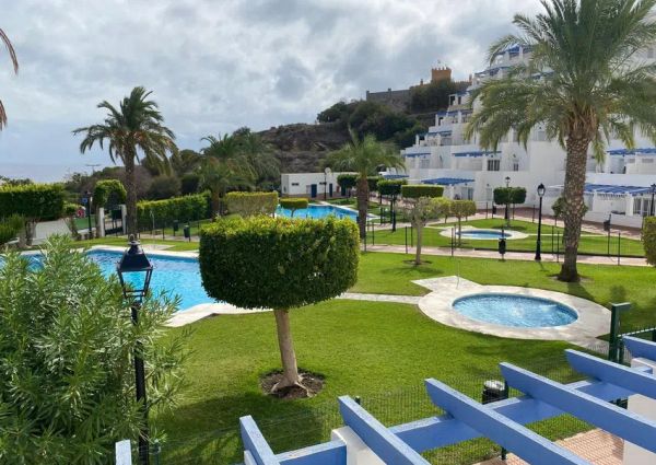 Alquiler de ático en Calle Atalayones, 1