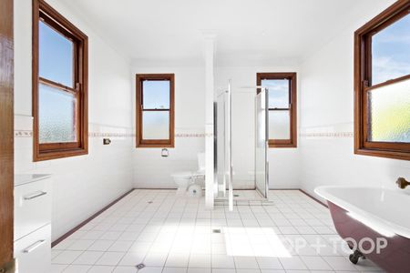 Magnificent Executive Villa - Photo 5