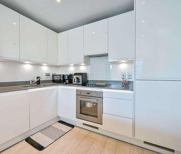 Lakeside Drive, North Acton, NW10 - Photo 4