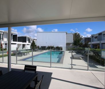 Modern Townhouse ready for you - Photo 4