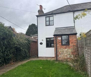 2 bedroom end of terrace house to rent - Photo 4