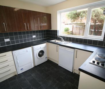 4 bedroom house to rent - Photo 3