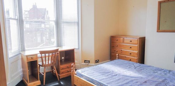 4 bedroom house to rent - Photo 2