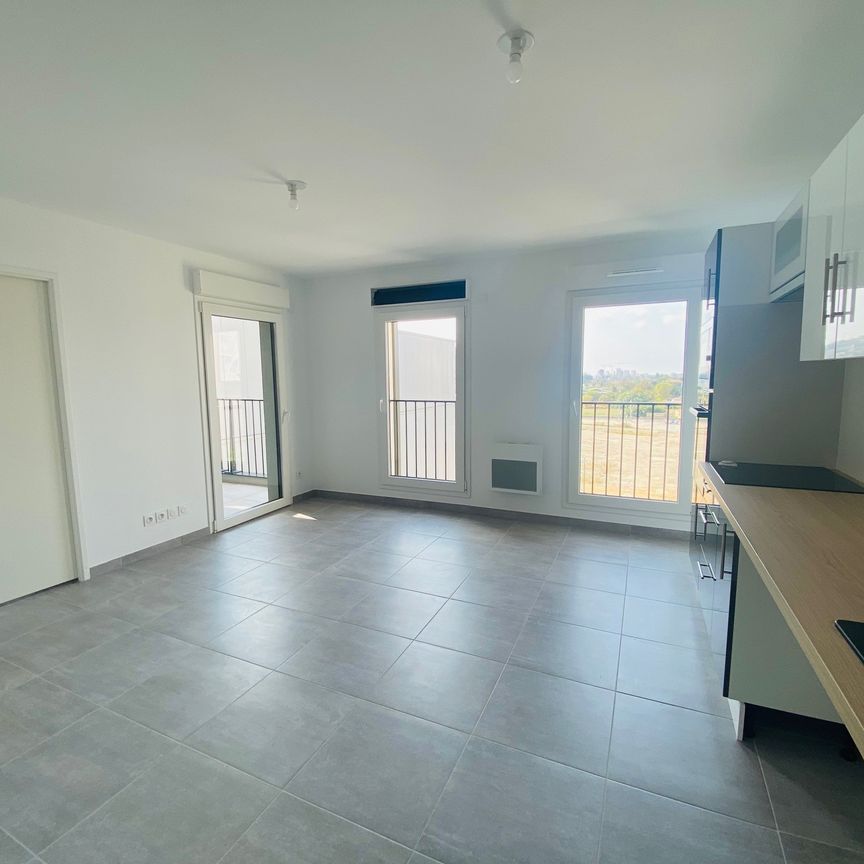 Location Appartement 2 pièces 39m² NICE 06200 - Photo 1