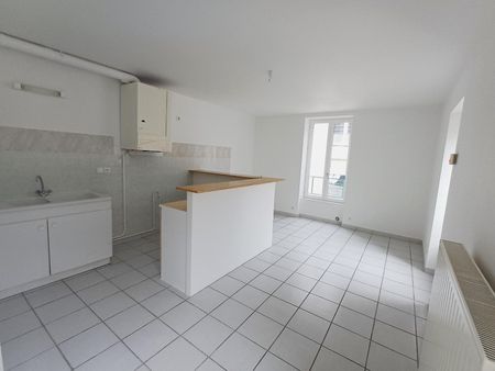 Location Appartement 2 pièces 46m² MILLAU 12100 - Photo 3