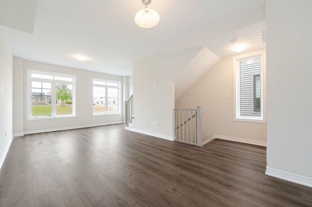 For Lease - 10 Birmingham Drive Unit# 70, Cambridge, Ontario - Photo 1