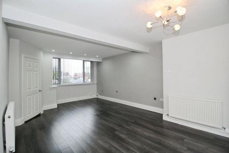 3 bedroom semi-detached house to rent - Photo 3