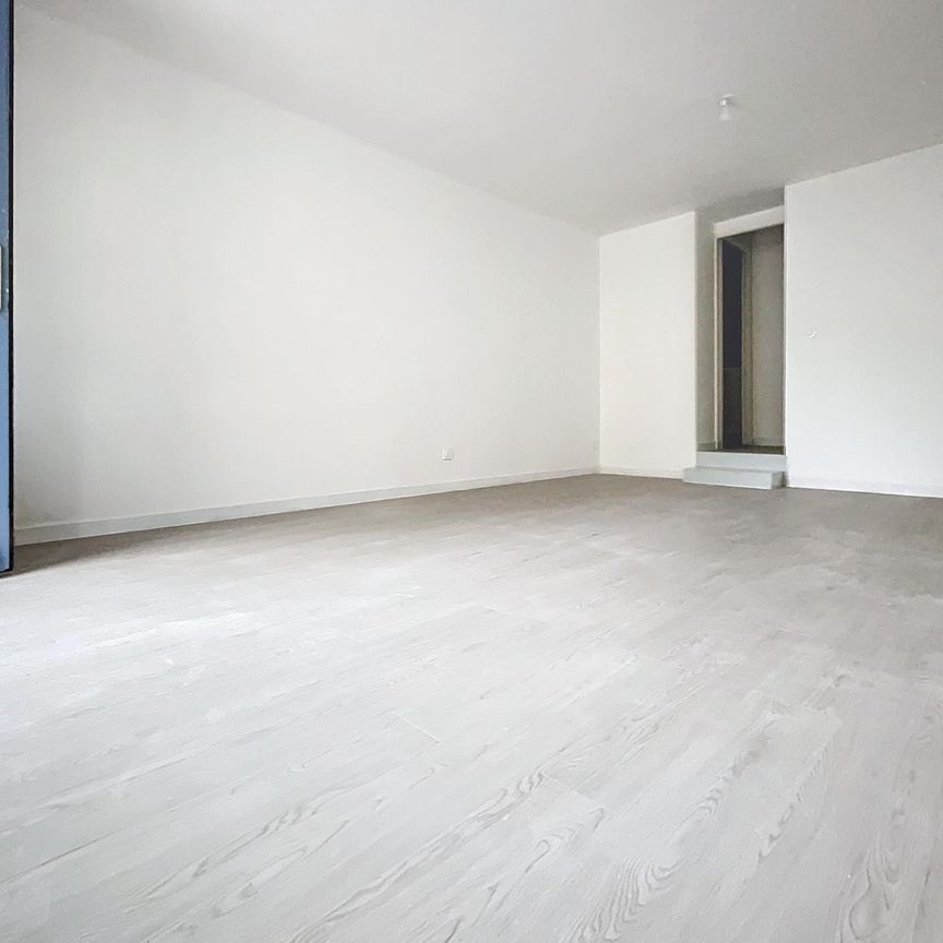 Location Maison 3 pièces 55m² BOLBEC 76210 - Photo 1