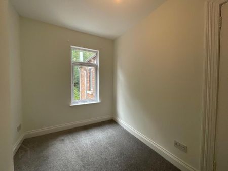 25 Rutherglen Street, Belfast, BT13 3LR - Photo 4