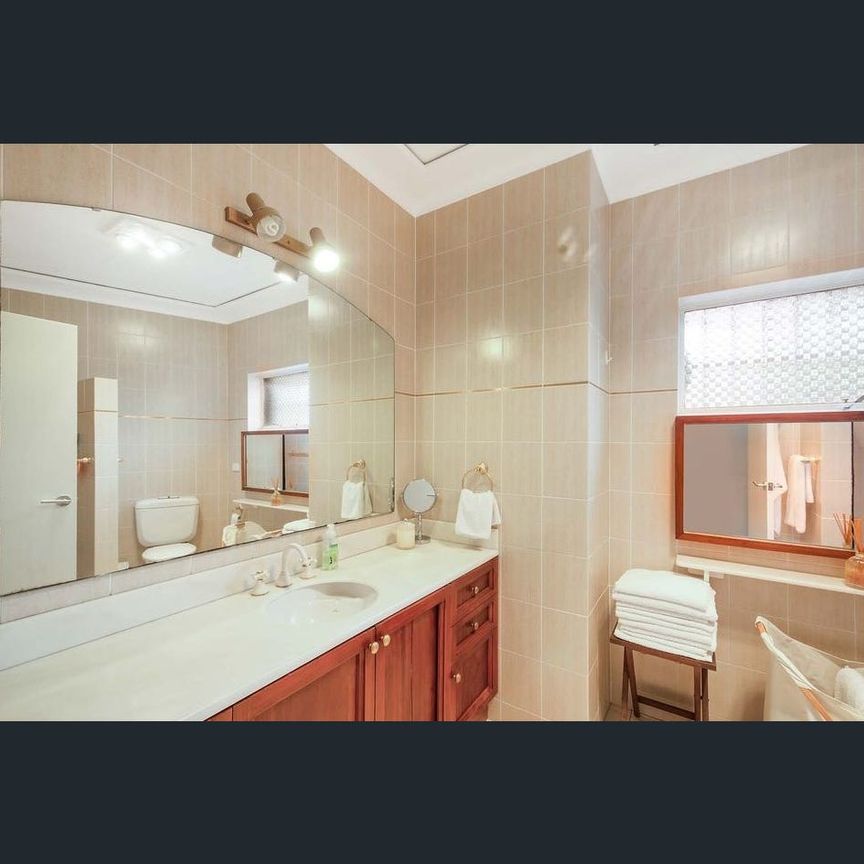 25A First Ave, Lane Cove, NSW 2066 - Photo 1