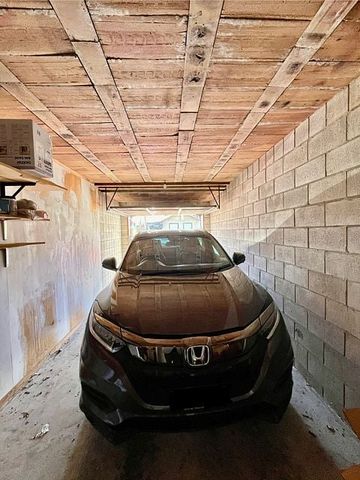 Centrally Located 2 Bedroom in Epsom - Photo 2