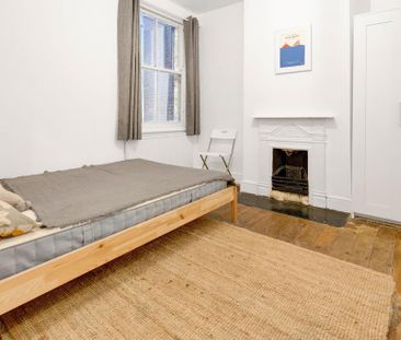 2 bedroom maisonette to rent - Photo 2