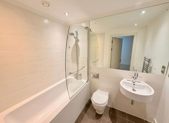 2 bedroom apartment to rent - Photo 1