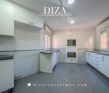 4 bedroom luxury Villa for rent in Madrid, Autonomous Region of Madrid - Photo 1