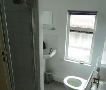 (NON HMO), 24 Windsor Drive, Lisburn Road, Belfast, BT9 7EH - Photo 4