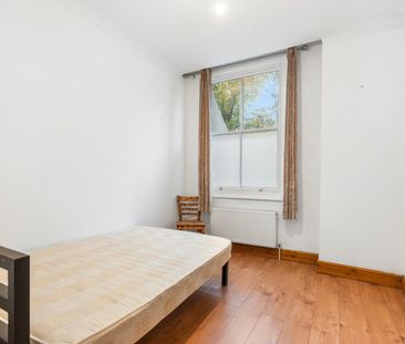 3 Bed Flat, Wellington Road, BN2 - Photo 1