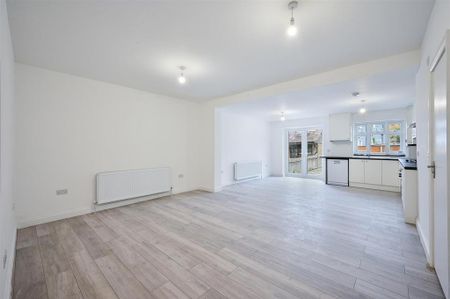 4 bedroom house to rent - Photo 5