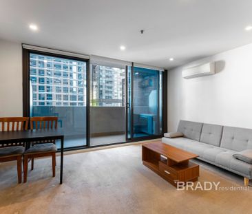 502/5 Sutherland Street, Melbourne - Photo 1