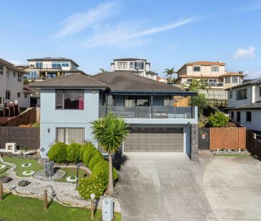 4 Bedroom family home in Totara Heights - Photo 2