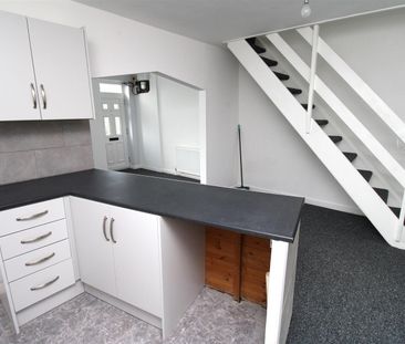 House For Rent Pantypwdyn Road, Abertillery - Photo 5