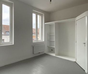 Appartement te huur in Tournai voor € 350 met 8 slaapkamers - Foto 5