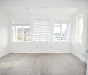 Court Road, SE9, London - Photo 1