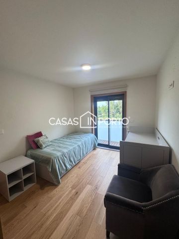 T2 para Arrendamento Junto ao Hospital de São João - Foto 4